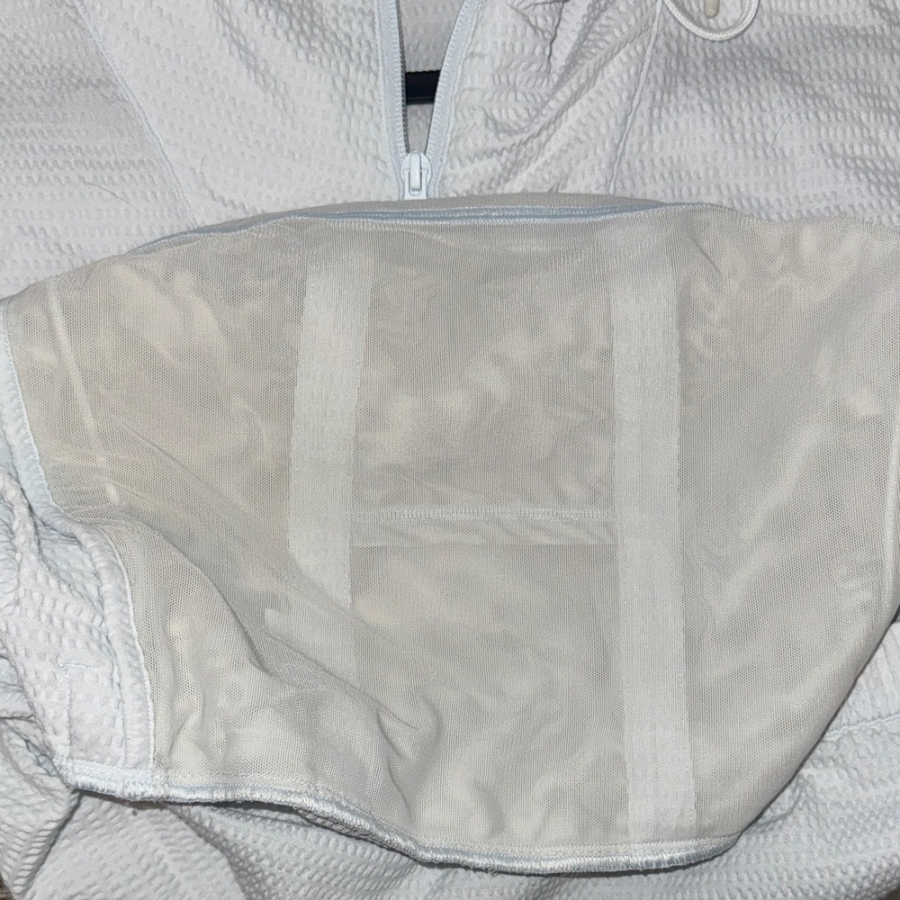 Lululemon Pack Light Pullover (Women’s Size 8) - image 5